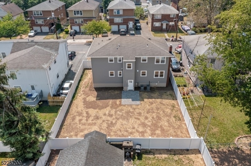 227 N 11th St - Photo 18