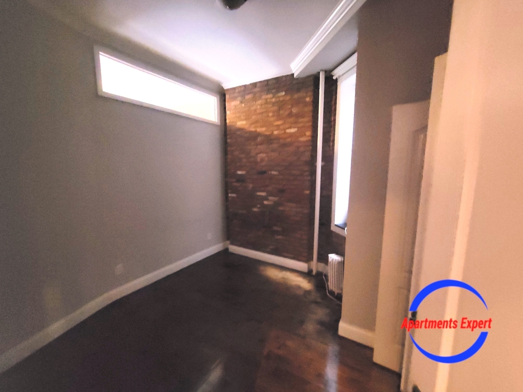 248 Mott Street - Photo 3