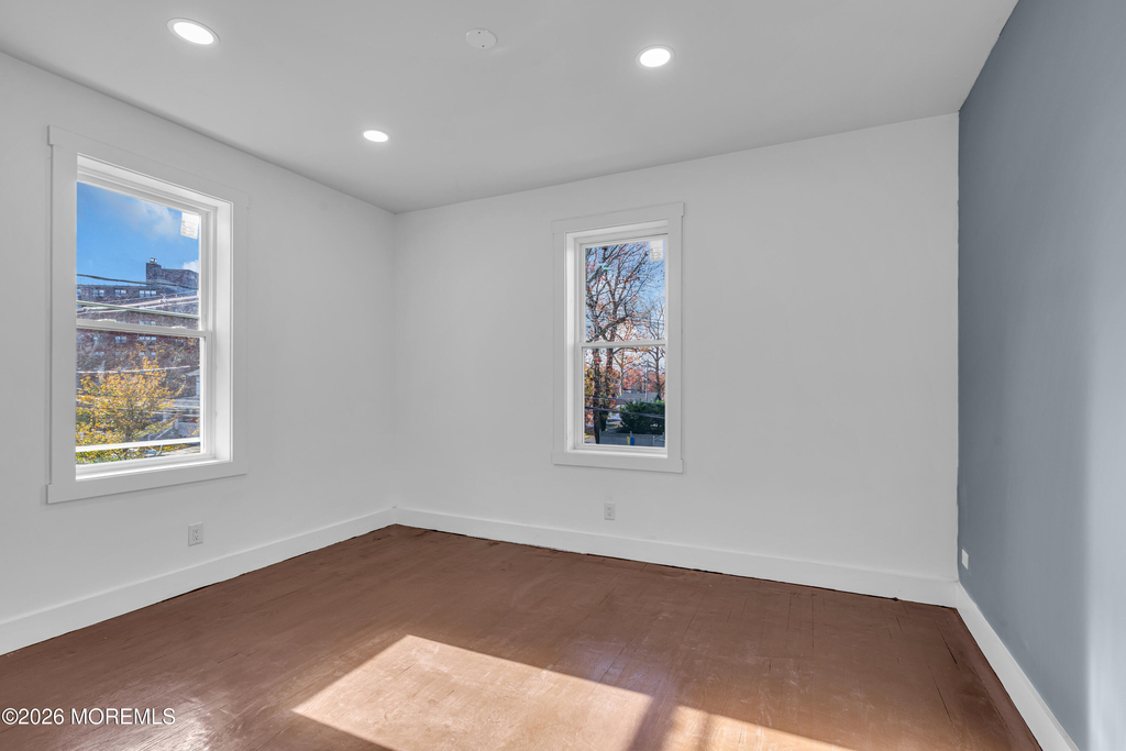 922 4th Avenue - Photo 4
