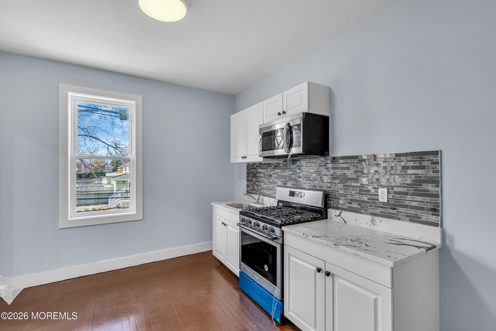 922 4th Avenue - Photo 9