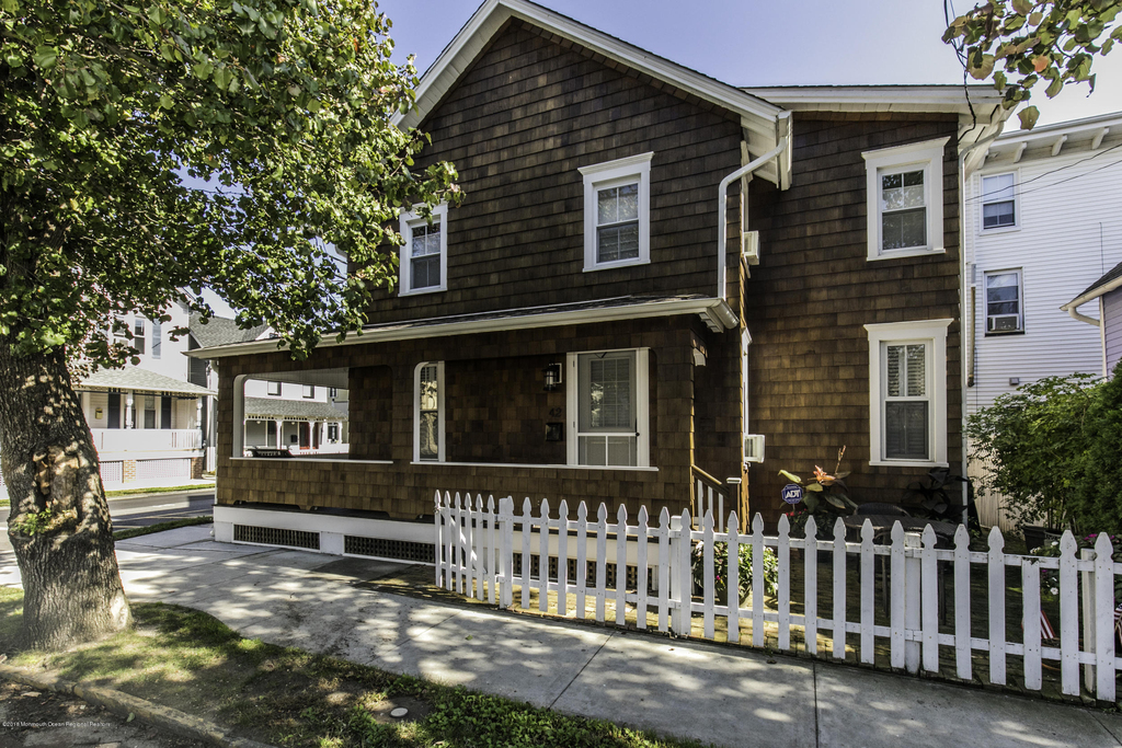 42 Central Avenue - Photo 6