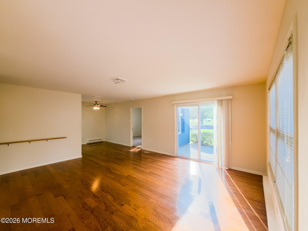 227a Manchester Lane - Photo 1