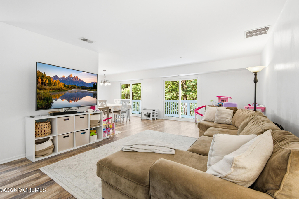 409 Schley Avenue - Photo 1