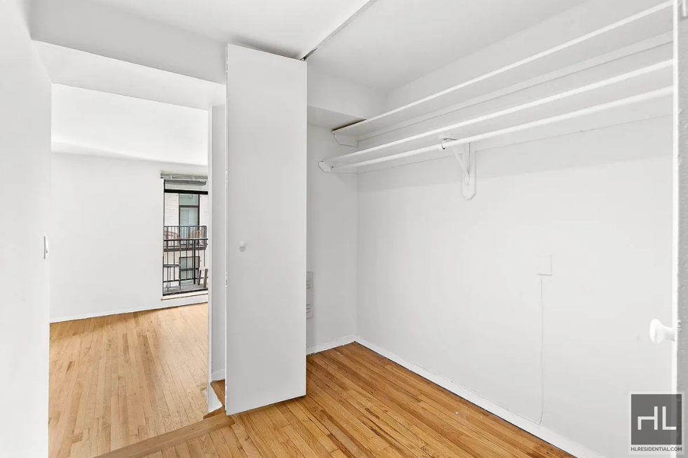 East 12th Street - Photo 1