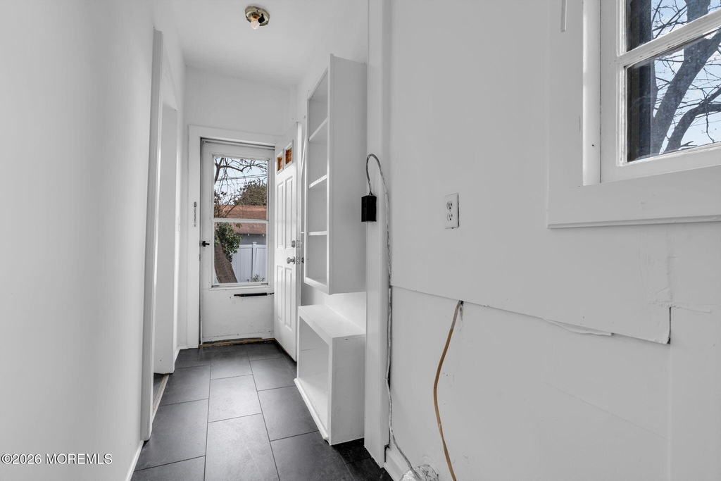 805 6th Avenue - Photo 18