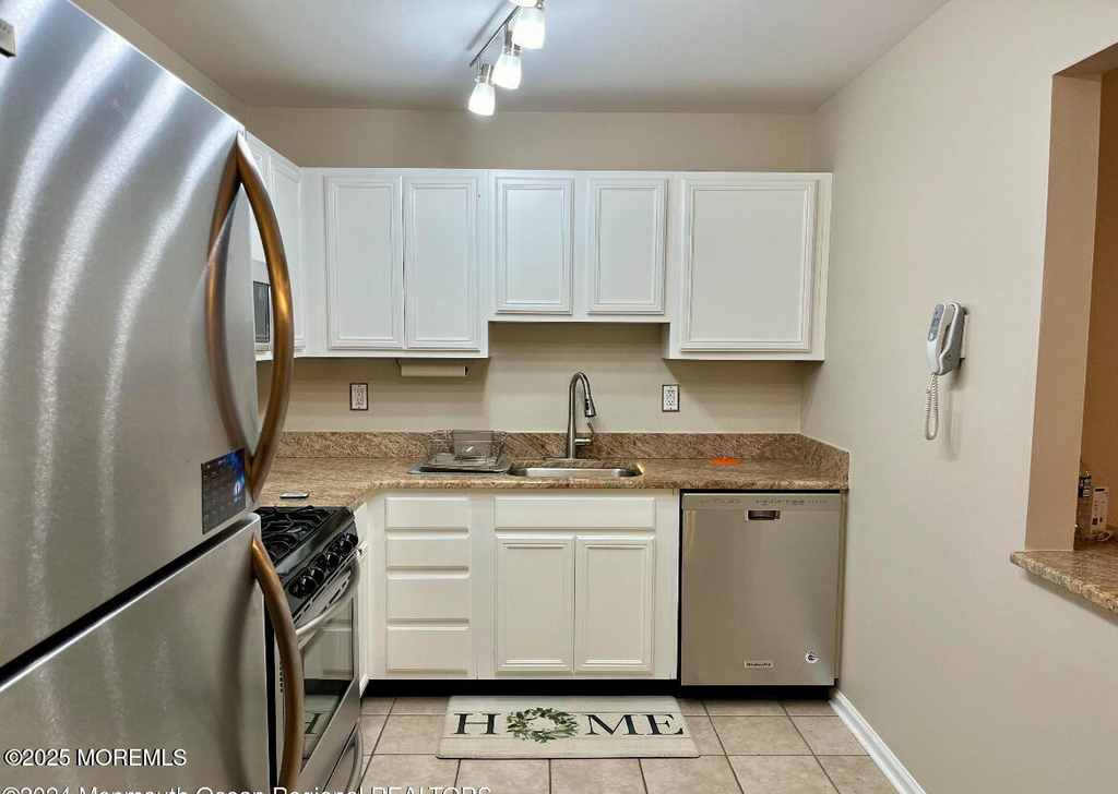 102 Wedgewood Circle - Photo 3