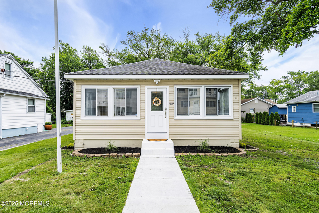 509 Monmouth Avenue - Photo 0