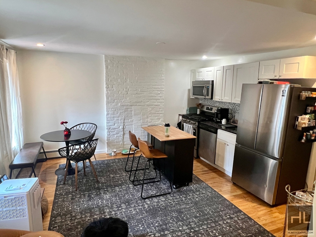 14 Covert Street - Photo 0