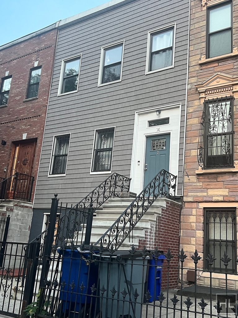 14 Covert Street - Photo 13