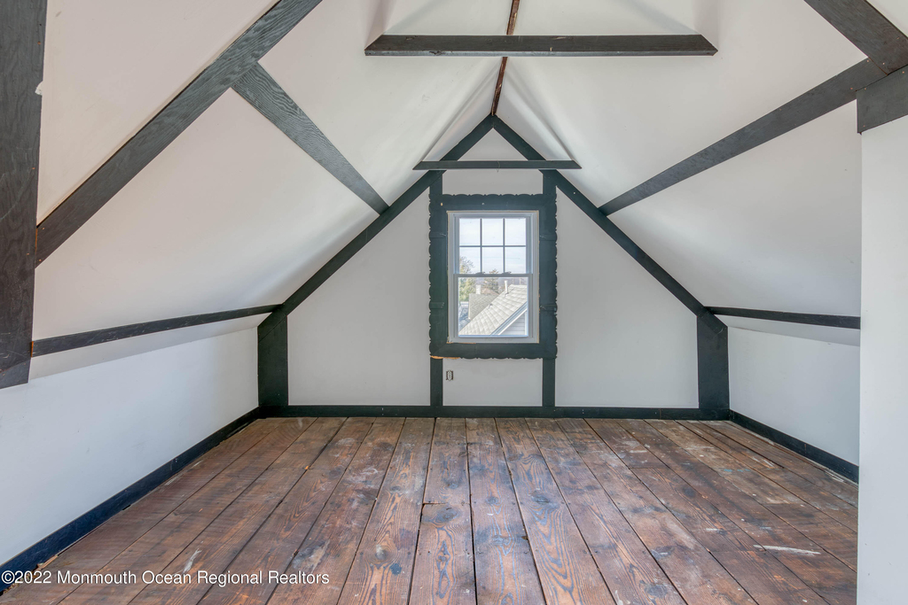 109 E River Road - Photo 23
