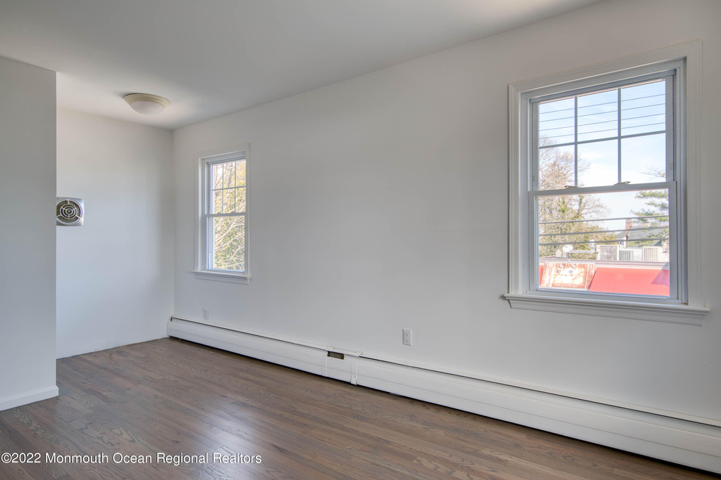 109 E River Road - Photo 20