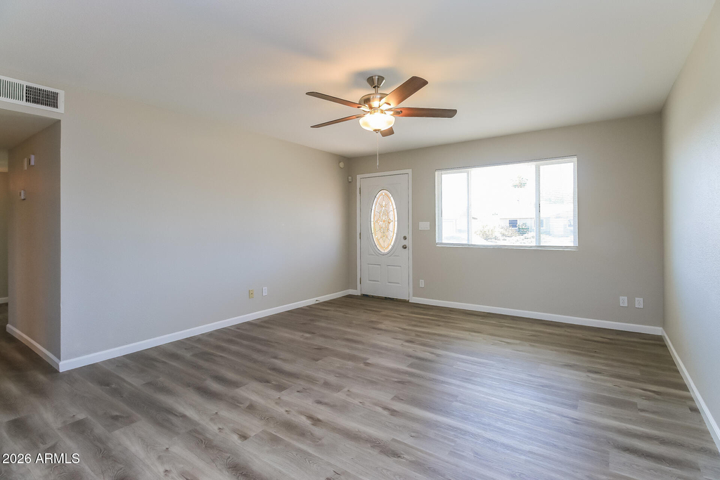 5716 S Roberts Road - Photo 1