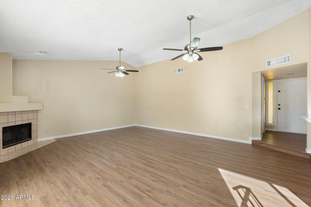 4043 W Sweetwater Avenue - Photo 5