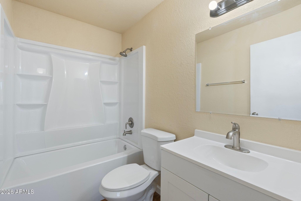 4043 W Sweetwater Avenue - Photo 15