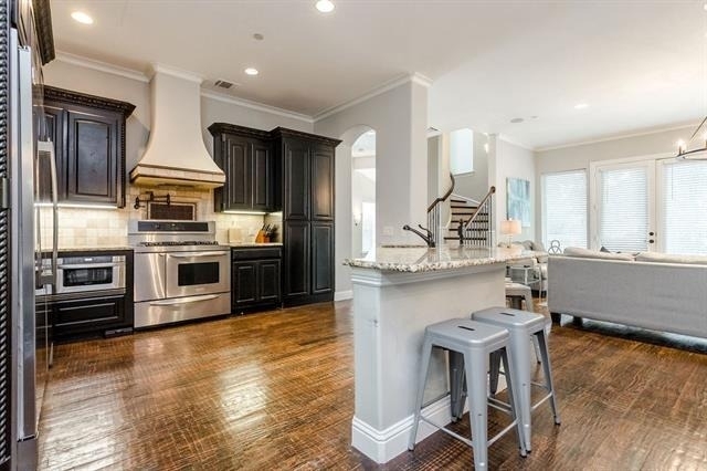 3817 Bowser Avenue - Photo 18