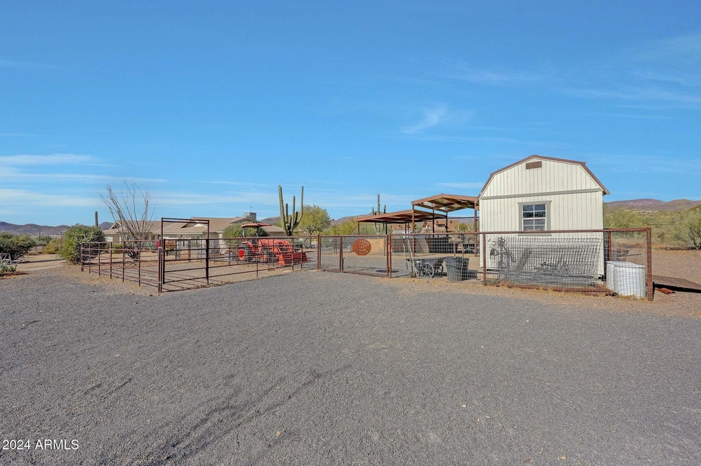 6914 E Highland Road - Photo 30