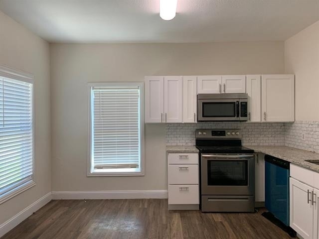 2222 W Bond Street - Photo 15