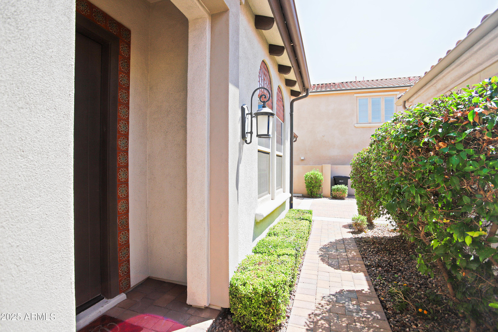 4116 S Greythorne Way - Photo 2