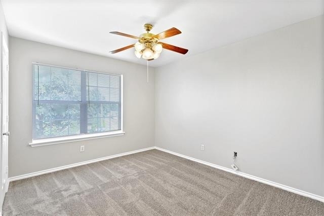 3803 Farmington Drive - Photo 14