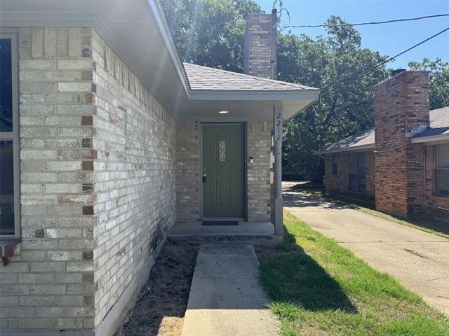 2212 Bolivar Street - Photo 2
