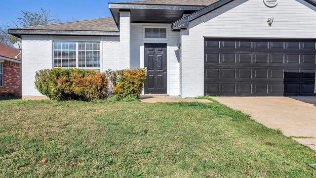 527 Alameda Avenue - Photo 2