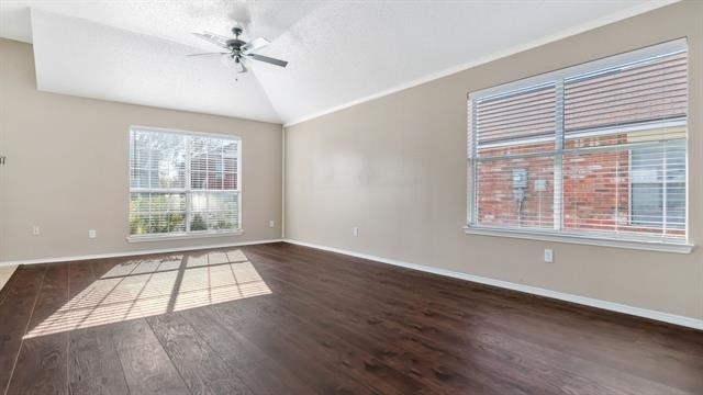 527 Alameda Avenue - Photo 7