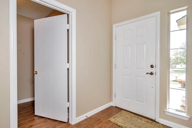 655 Mustang Court - Photo 2