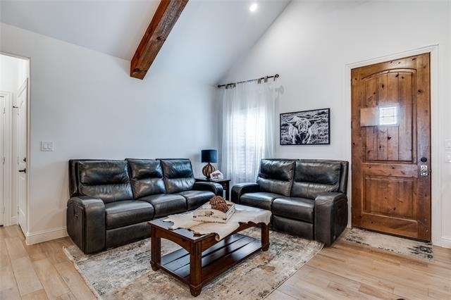 250 Alondrita Street - Photo 2