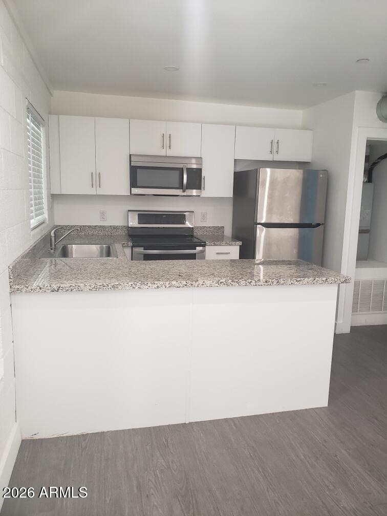 622 N 9th Avenue - Photo 4