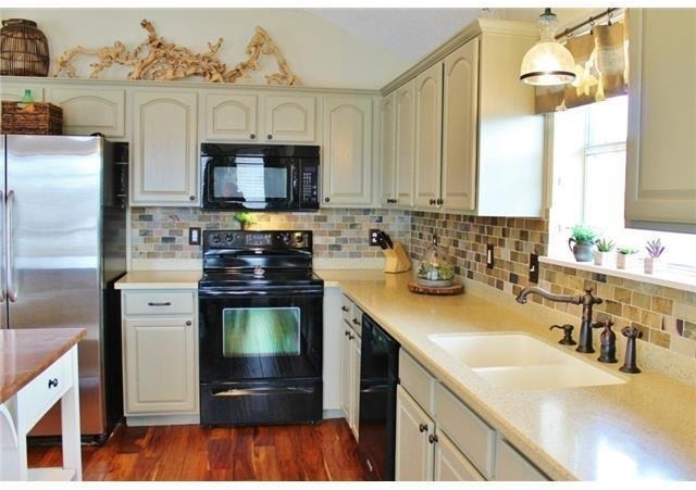 629 Rothschild Lane - Photo 8