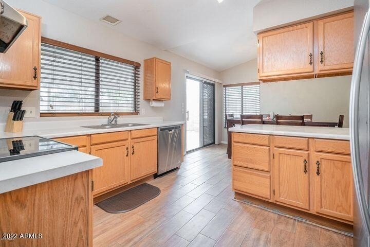 8826 W Diana Avenue - Photo 3