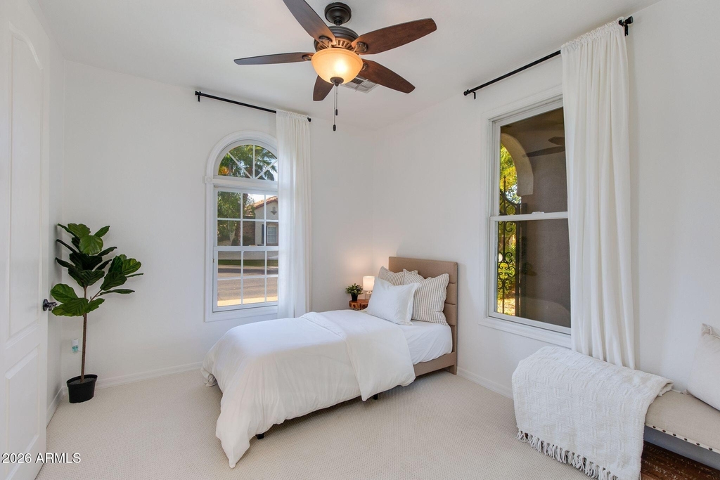 904 E Mead Drive - Photo 17