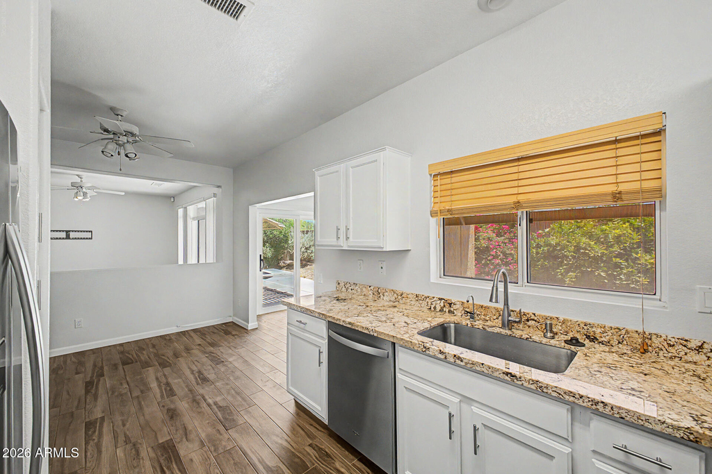 15357 W Via Montoya -- - Photo 13