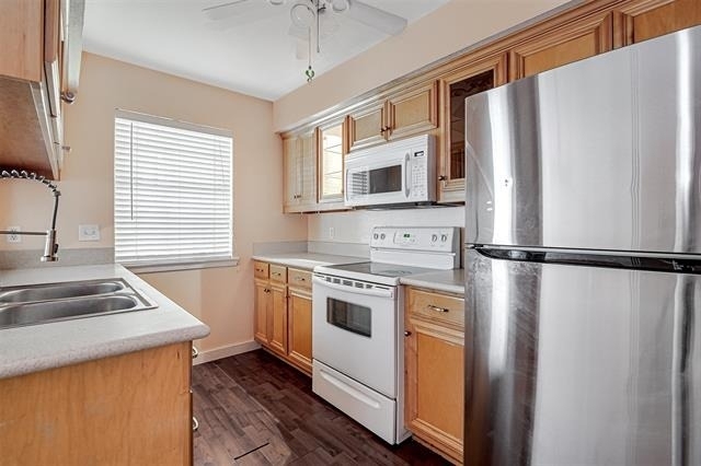 601 St Charles Drive - Photo 12