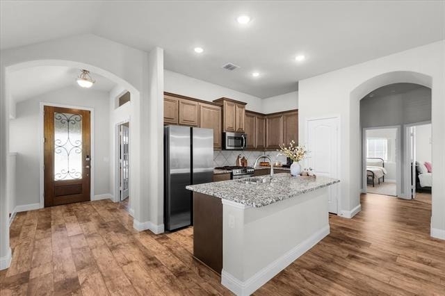 2740 Lisa Maria Street - Photo 5