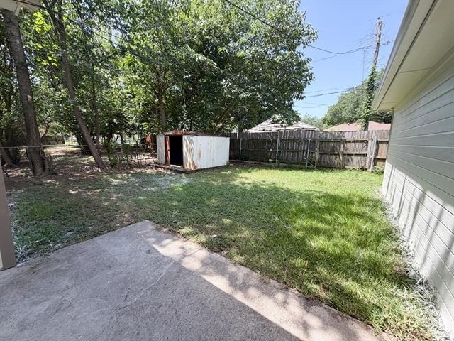 1005 S Carlton Street - Photo 3
