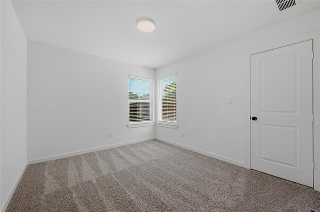 227 W Bond Street - Photo 13