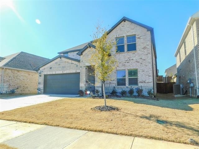 2457 Pinnacle Place - Photo 1