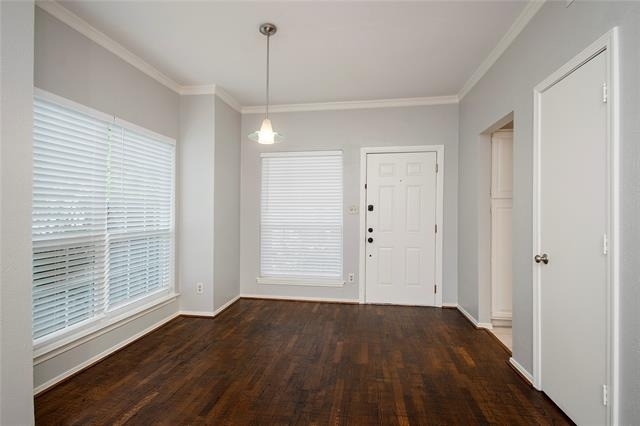7151 Gaston Avenue - Photo 2