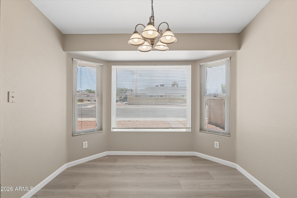 11904 N 76th Lane - Photo 9