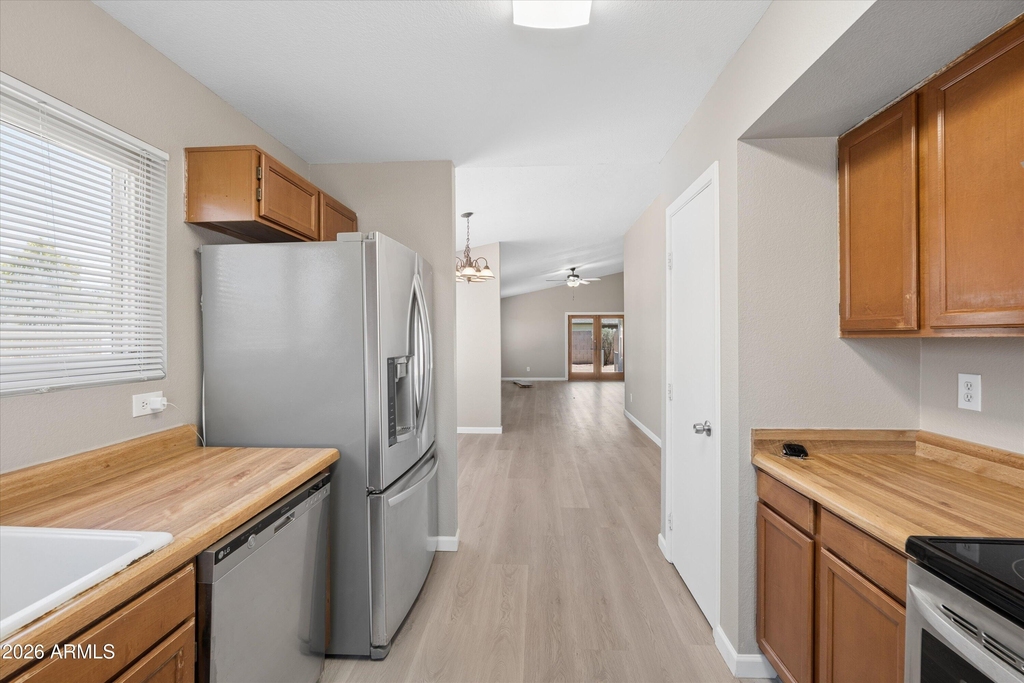 11904 N 76th Lane - Photo 8