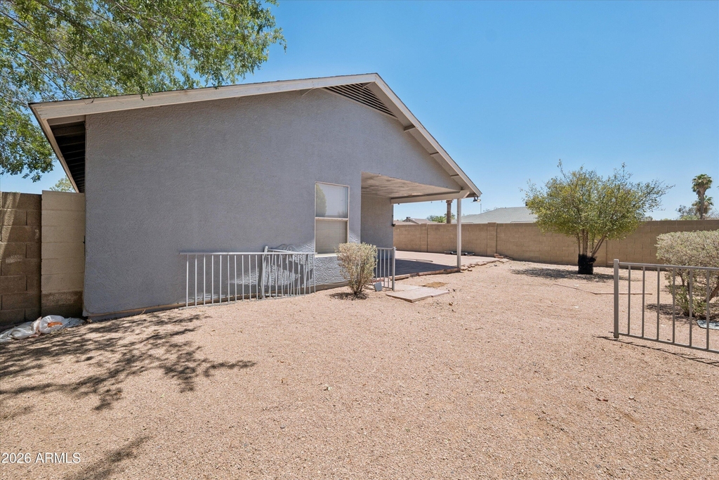 11904 N 76th Lane - Photo 18