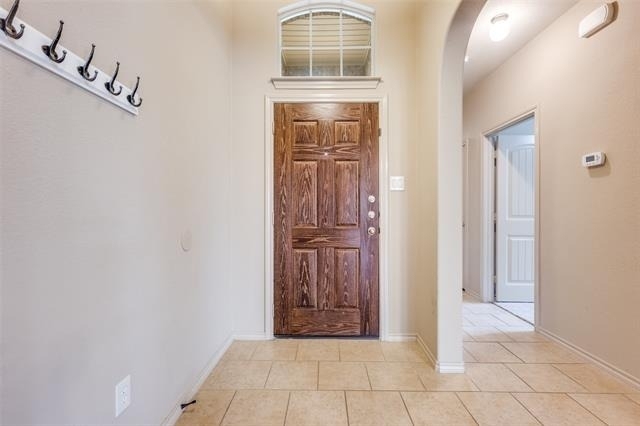 1104 Nora Lane - Photo 2