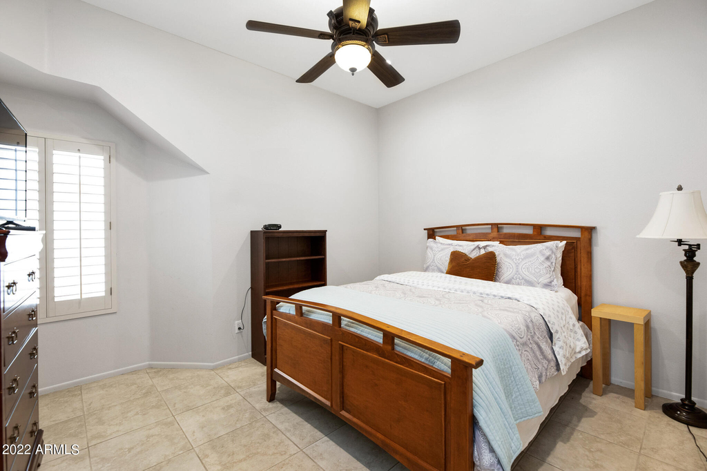 8270 N Hayden Road - Photo 17