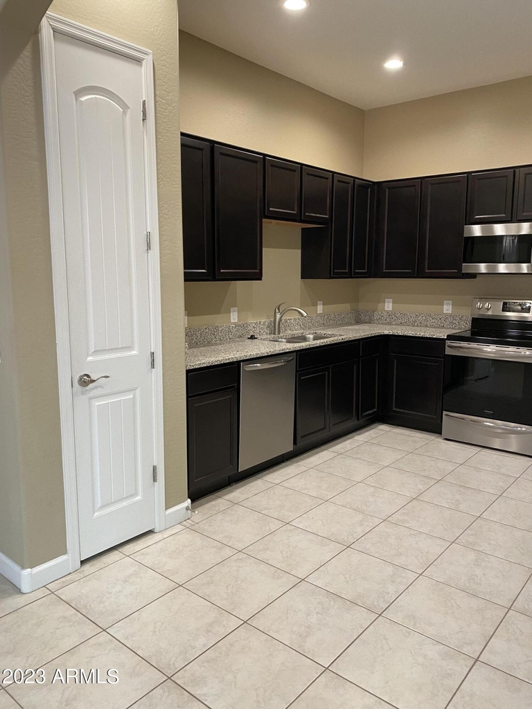1367 S Country Club Drive - Photo 4