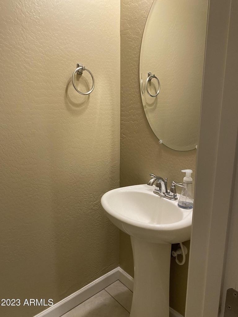 1367 S Country Club Drive - Photo 9