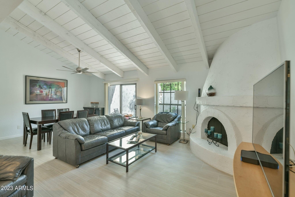 6349 N 78th Street - Photo 2