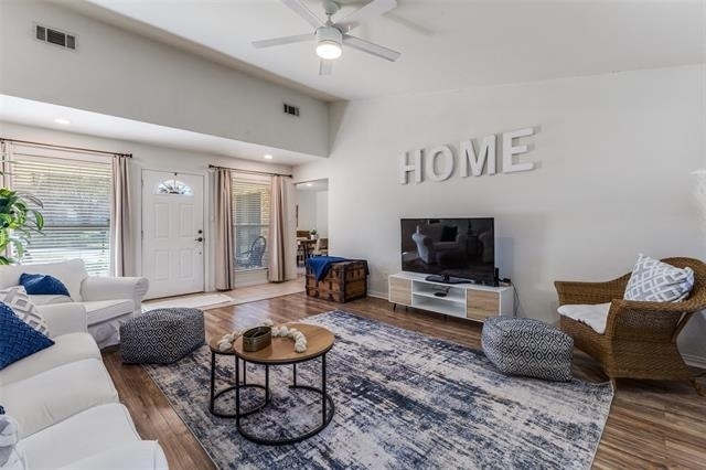 505 Wildwood Terrace - Photo 3