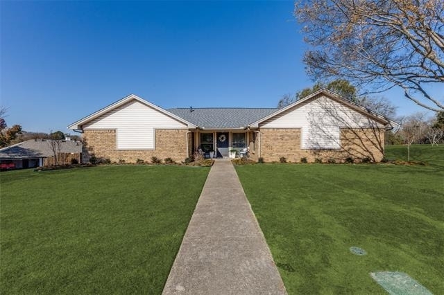 505 Wildwood Terrace - Photo 1