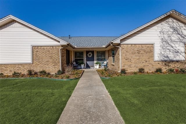 505 Wildwood Terrace - Photo 2